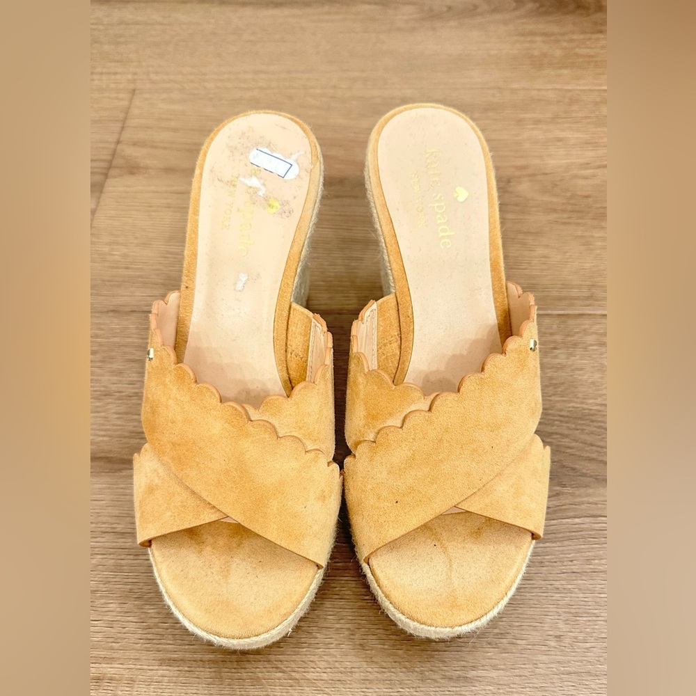 Kate Spade wedge size 7 1/5